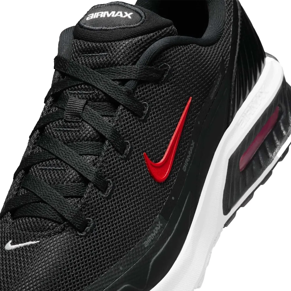 Tênis Nike Air Max Bia Masculino preto com detalhes em vermelho em destaque